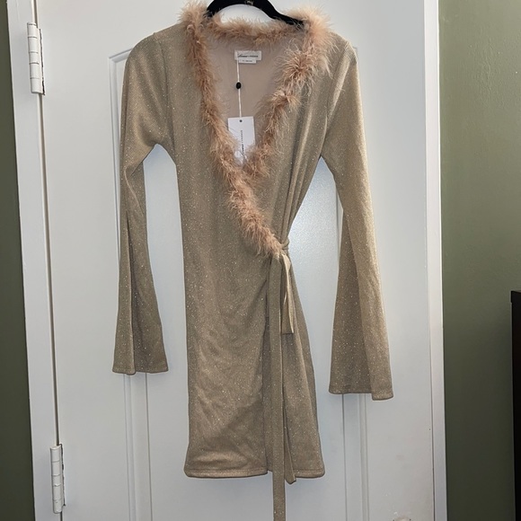NWT Nude Mini Dress with Fur Trim - Picture 5 of 7
